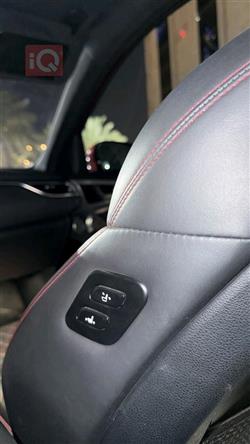 جنسس G70